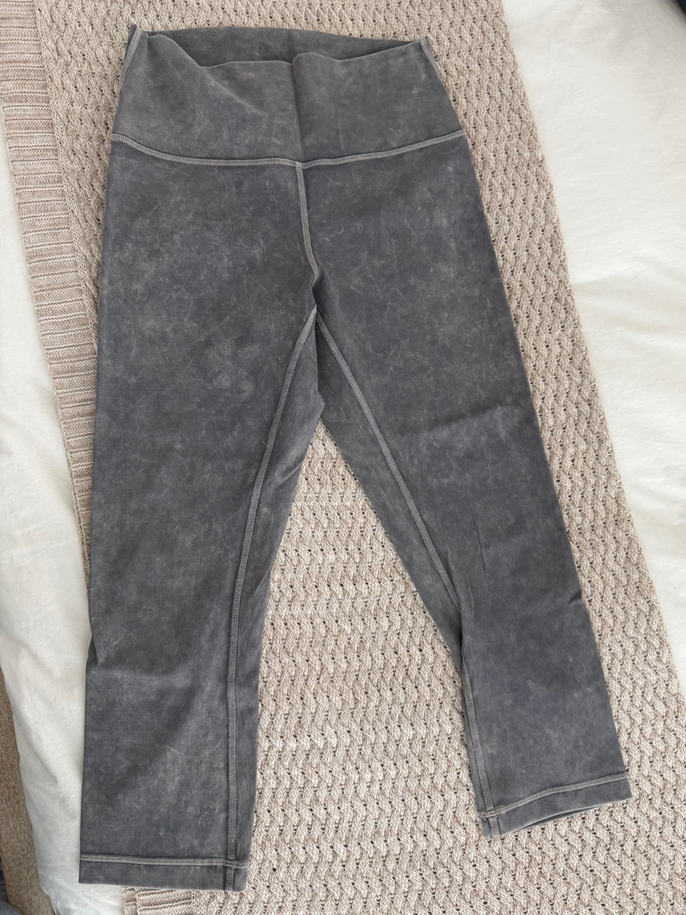Lululemon Gray/Purple Wunderunder Crop Leggings